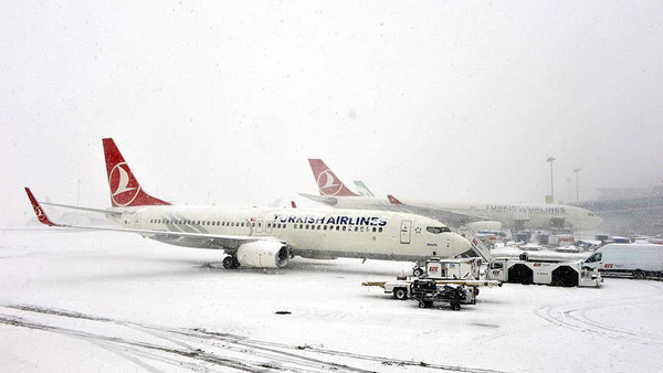 600flightscancelledinturkeyduetosnowfall